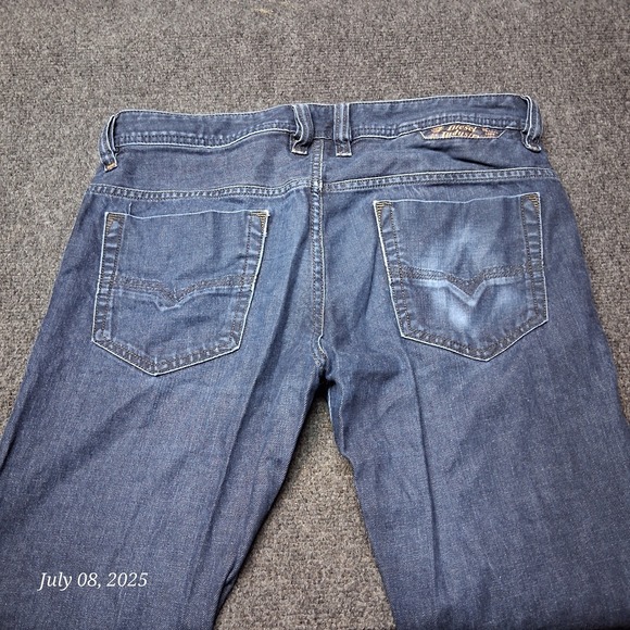 Diesel Jeans Men Size 30x32 Dark Blue Button Fly Safado Regular Slim Straight - Picture 3 of 14
